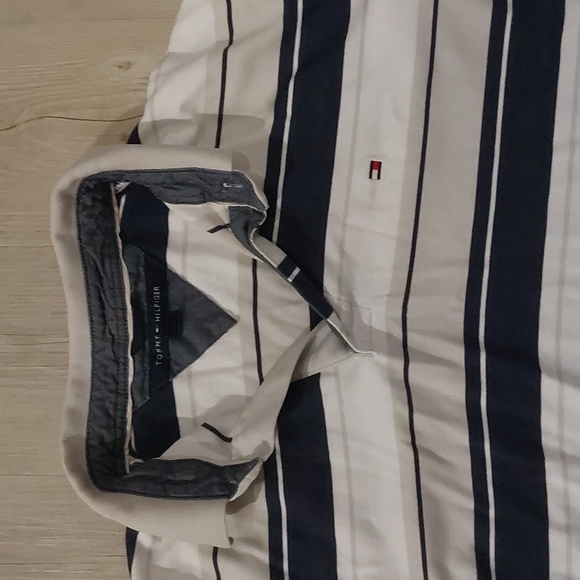 Tommy Hilfiger Men Dark Blue White Vertical Stripe Short Sleeve Polo - Picture 6 of 9